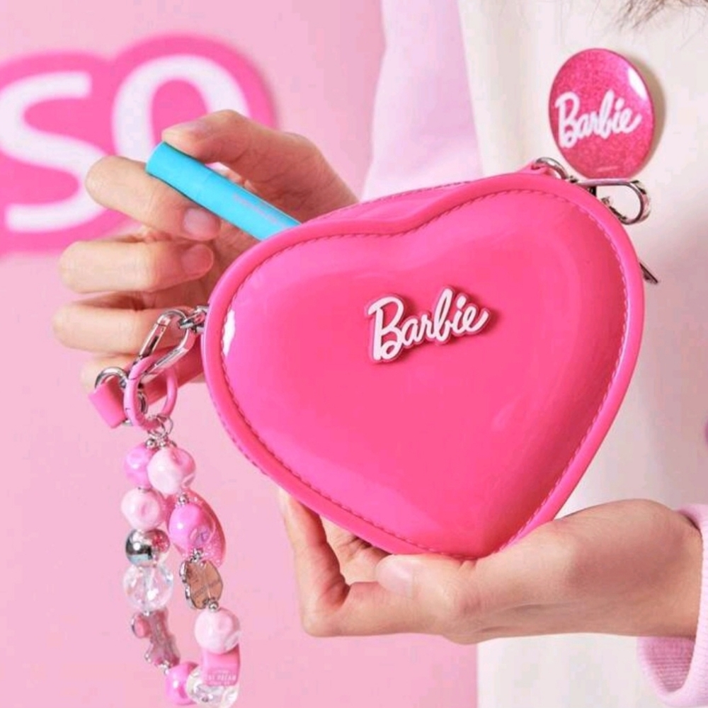 Barbie × Miniso Barbie Series Small Jelly Heart Bag With Detachable Strap - Picture 12 of 15